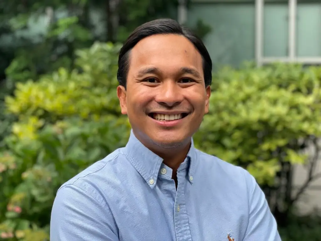 KLS Filipino American Therapist Luigi Exconde